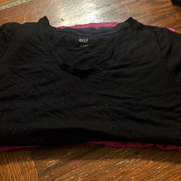 3 short sleeve t shirts solid color - Picture 3 of 4